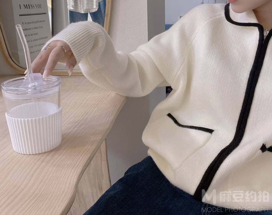 黑白模特