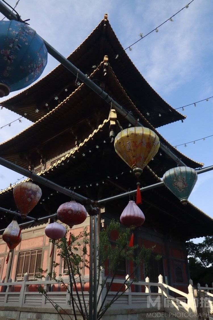纪实模特