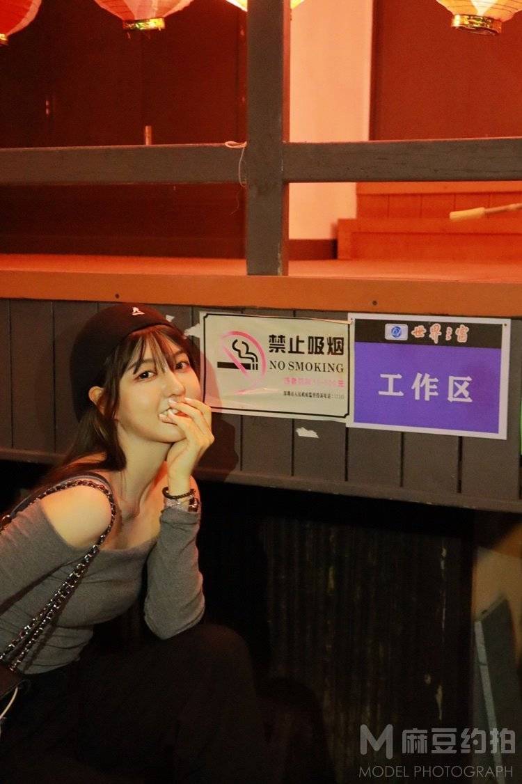 胶片模特