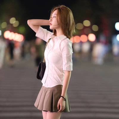 清新模特