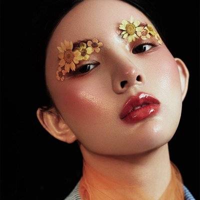 妆容模特