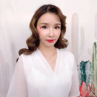 妆容模特
