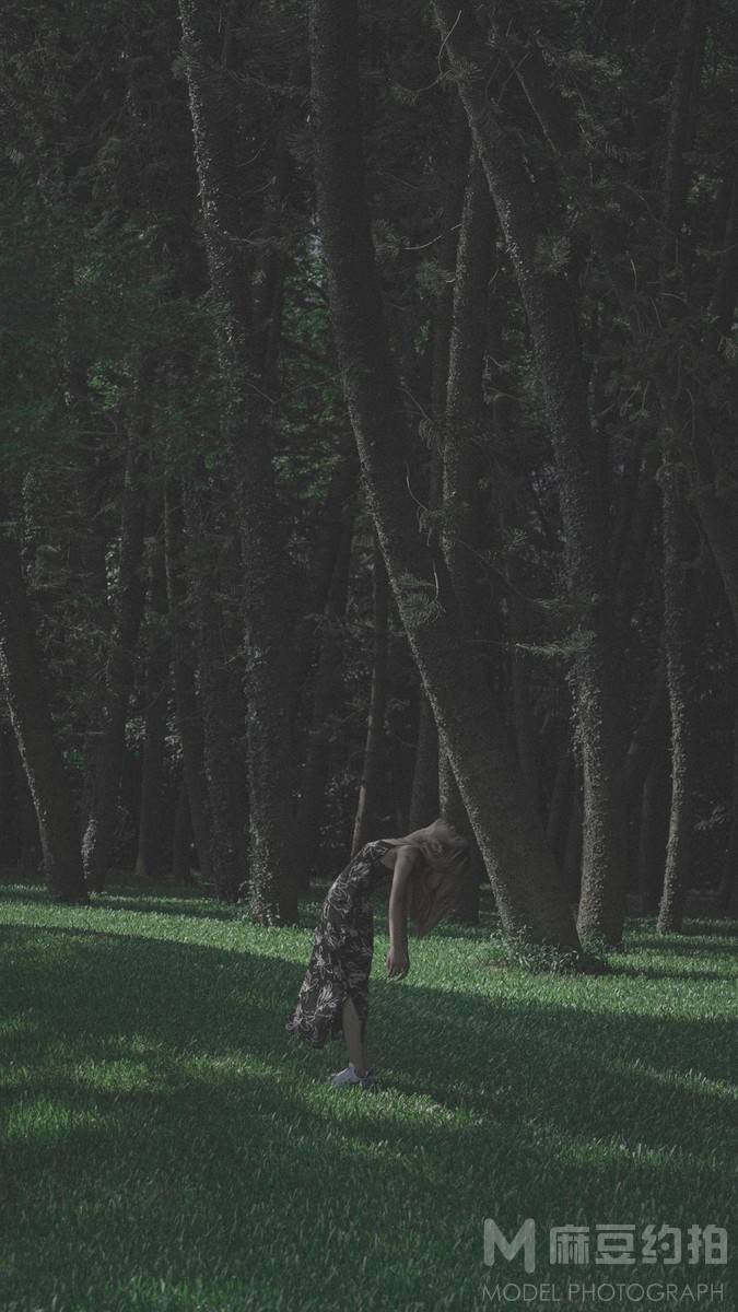 暗黑模特