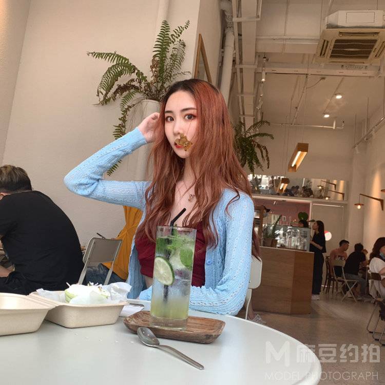 少女模特
