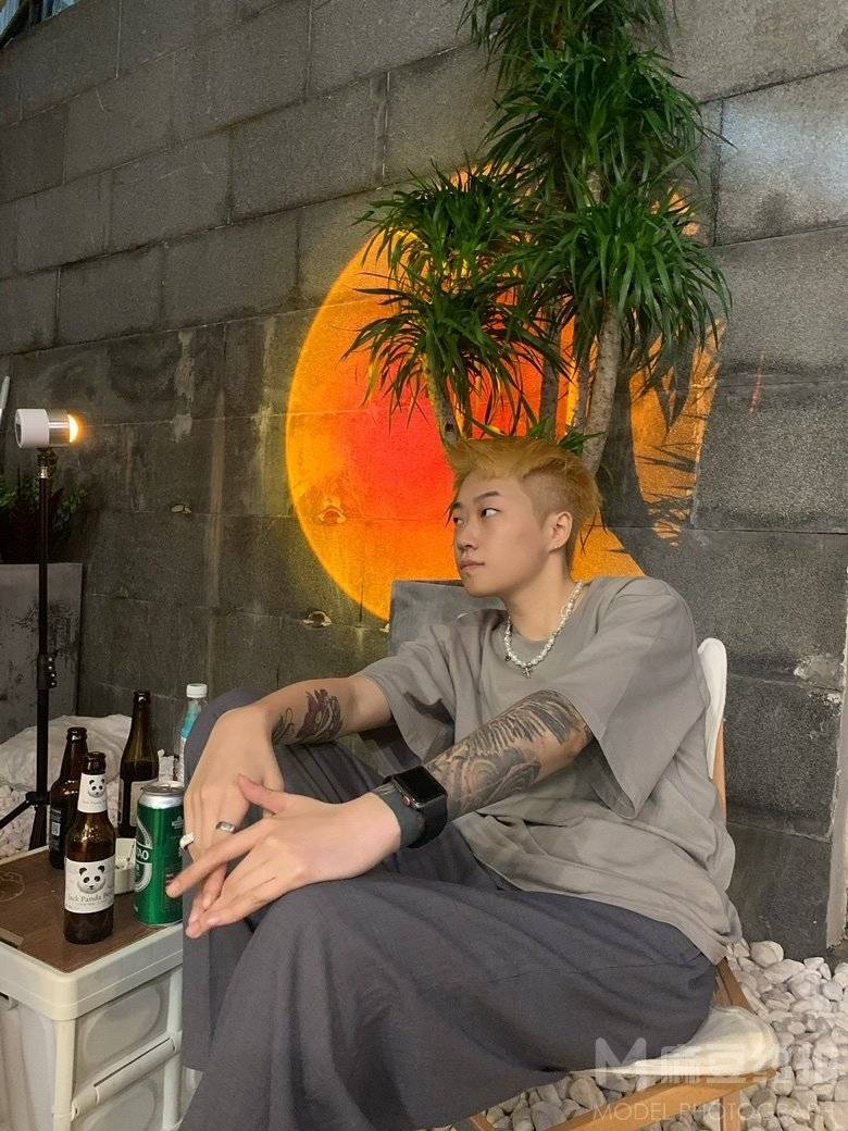 暗黑模特