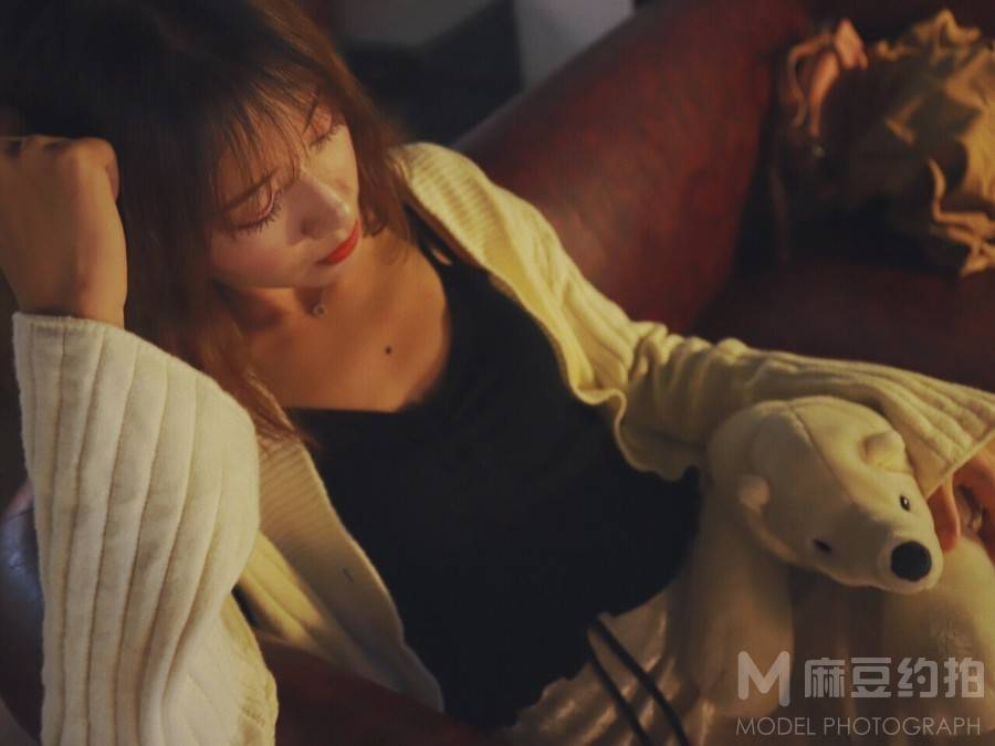 胶片模特