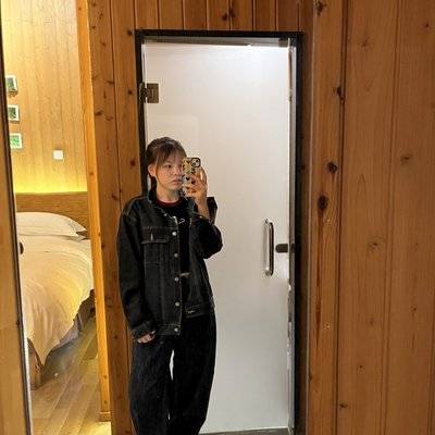 黑白模特