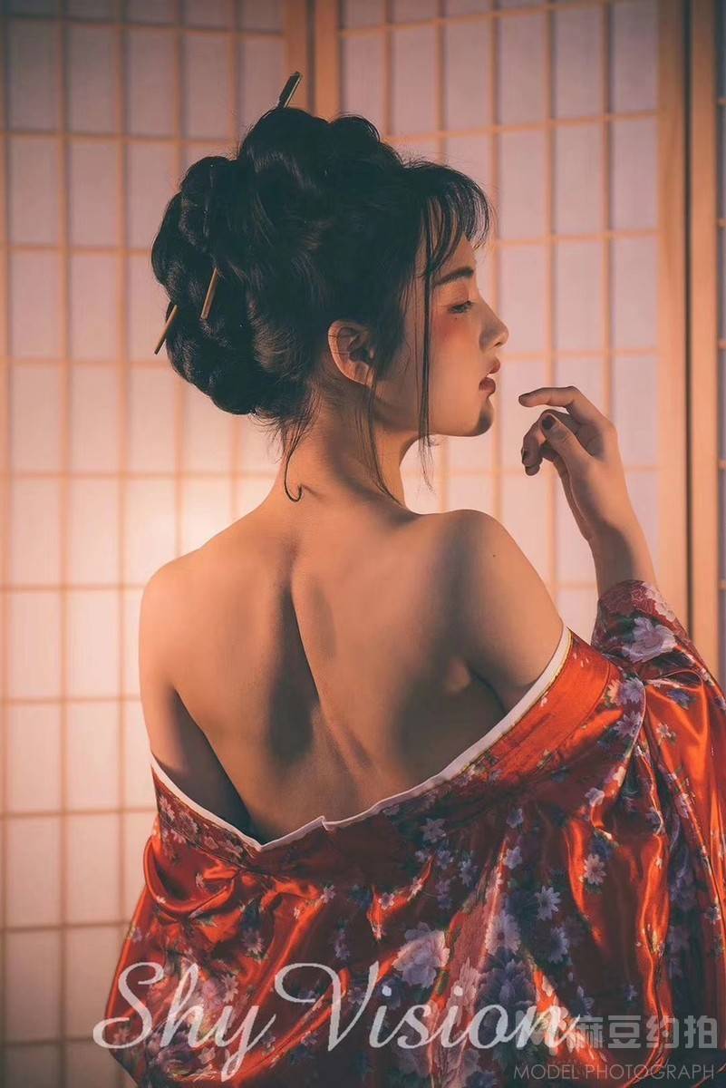 和服模特