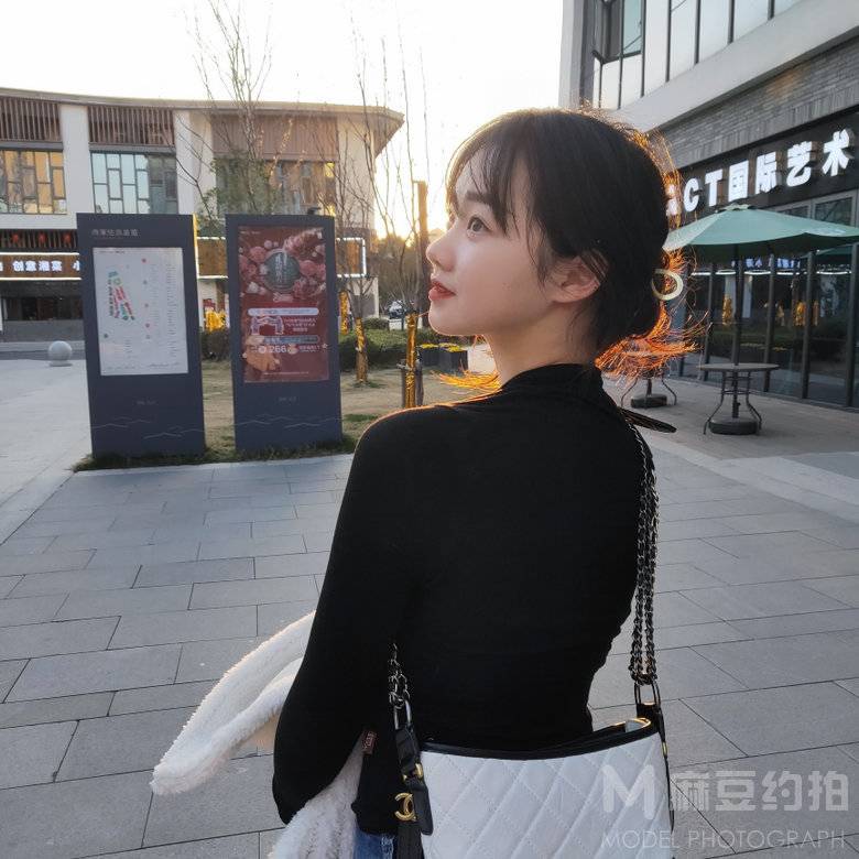 情侣模特