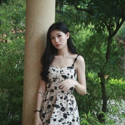 黑白模特