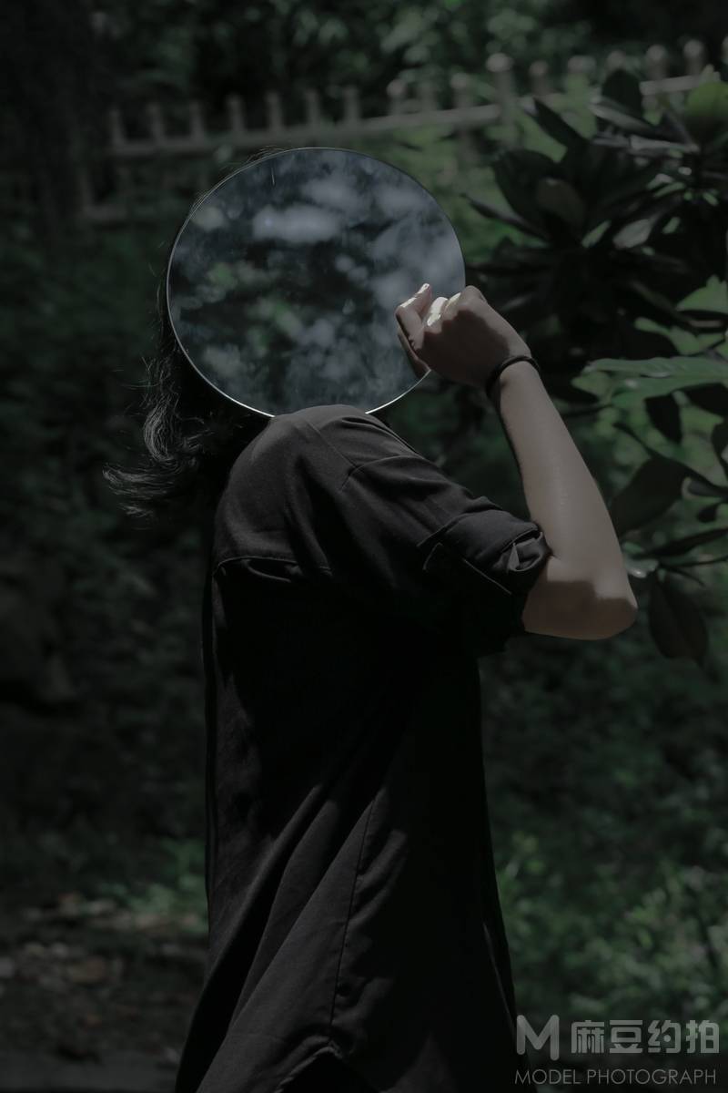 暗黑模特