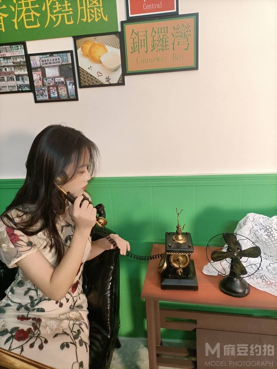校园模特