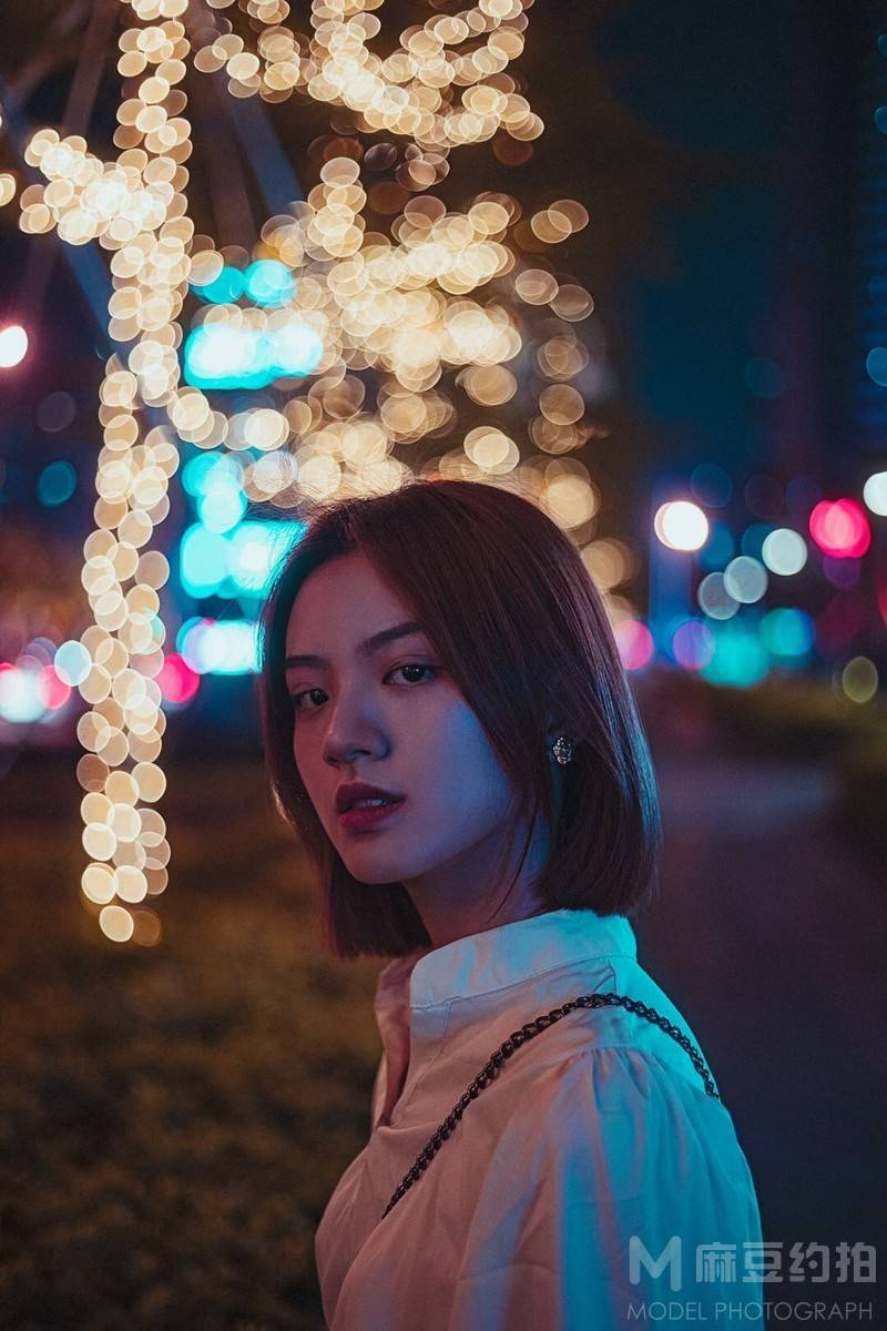 夜景模特