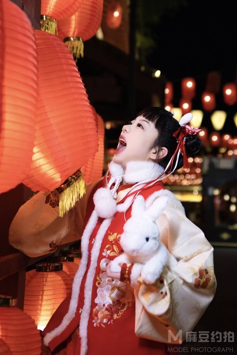 汉服模特