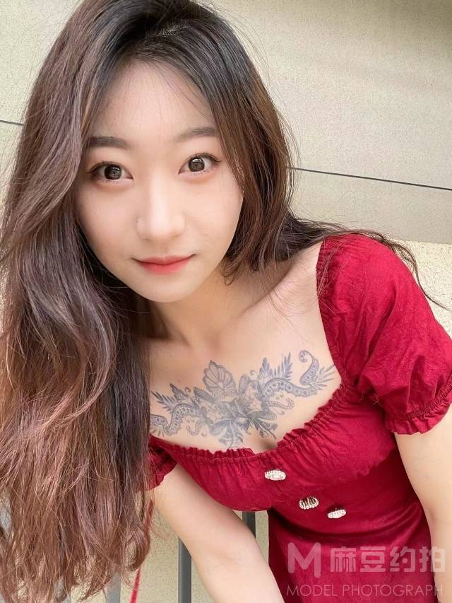 纪实模特