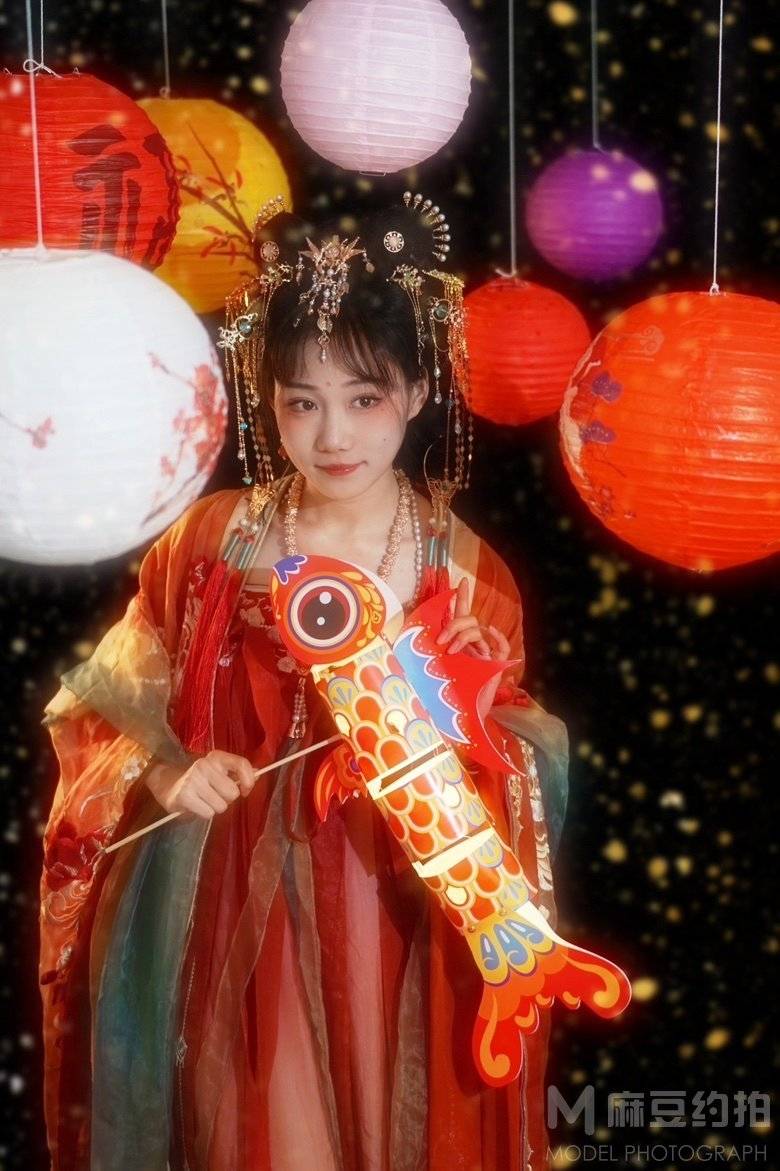 汉服模特