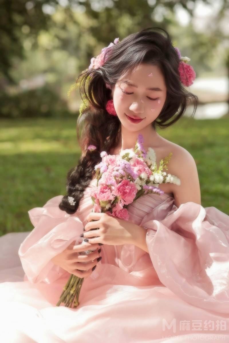 妆容模特