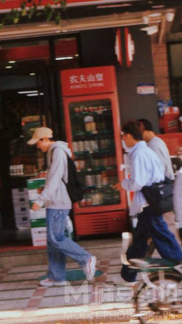 胶片模特
