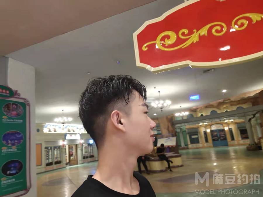 情侣模特