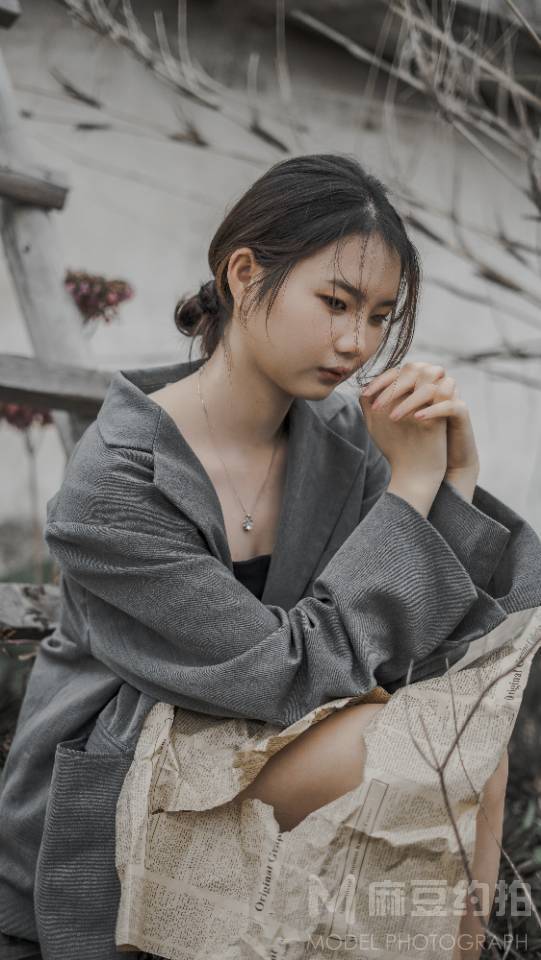 情绪模特