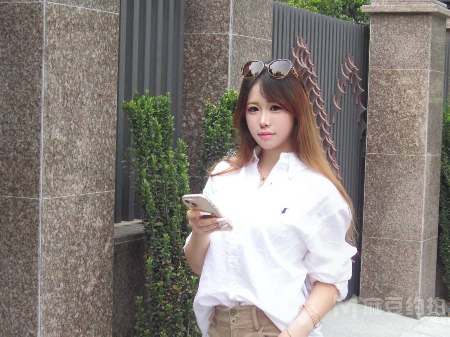 清新模特