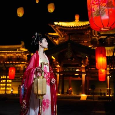 汉服模特