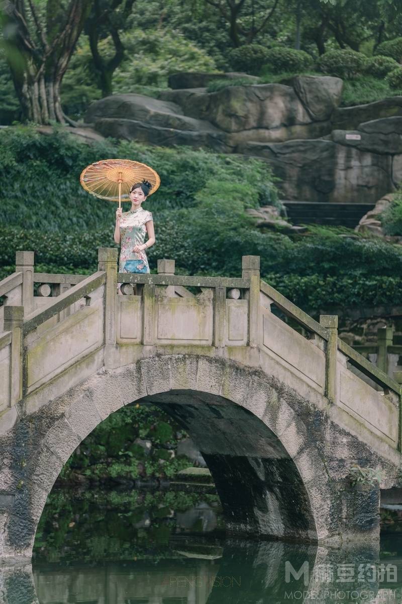民国模特