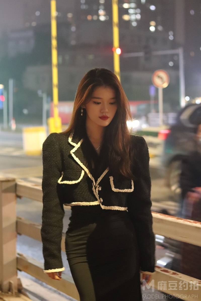 夜景模特