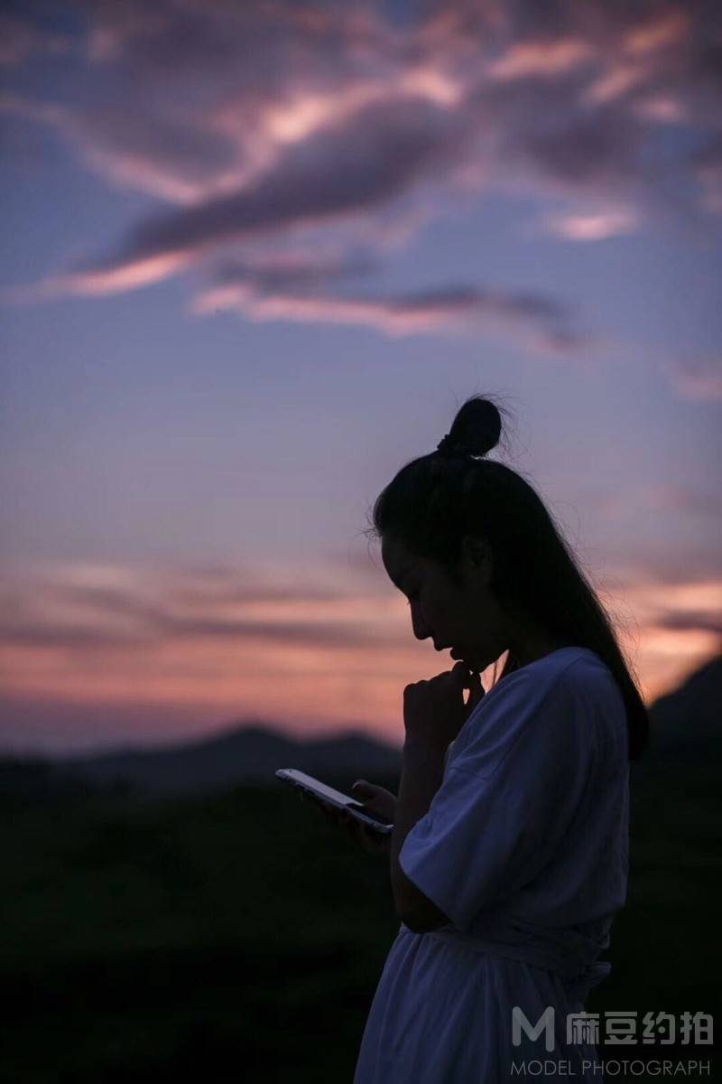 夜景模特