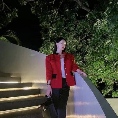 黑白模特
