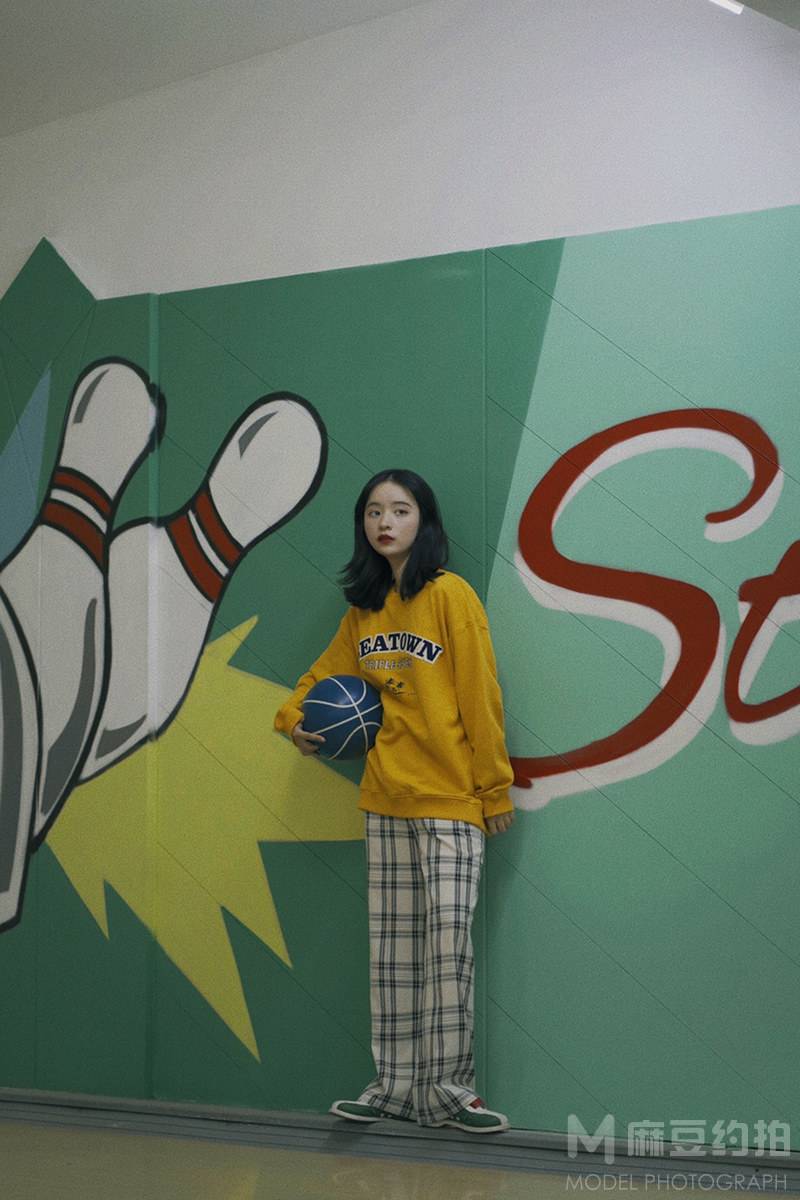 情绪模特