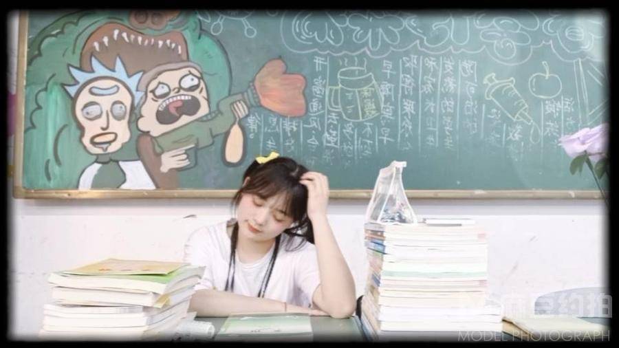 校园模特