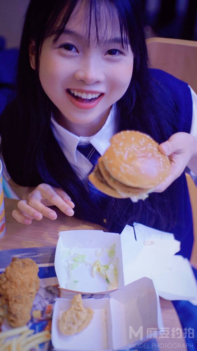 少女模特