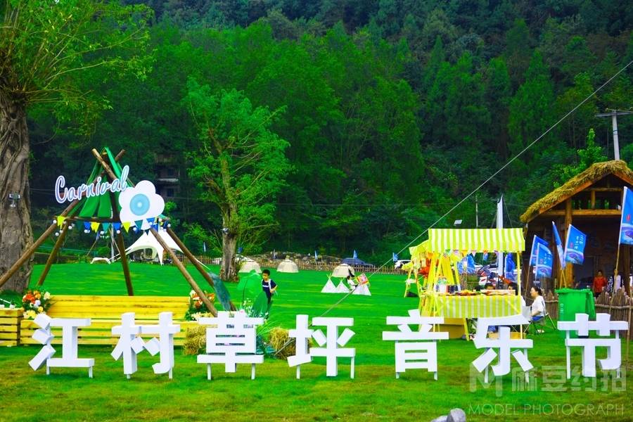 纪实模特
