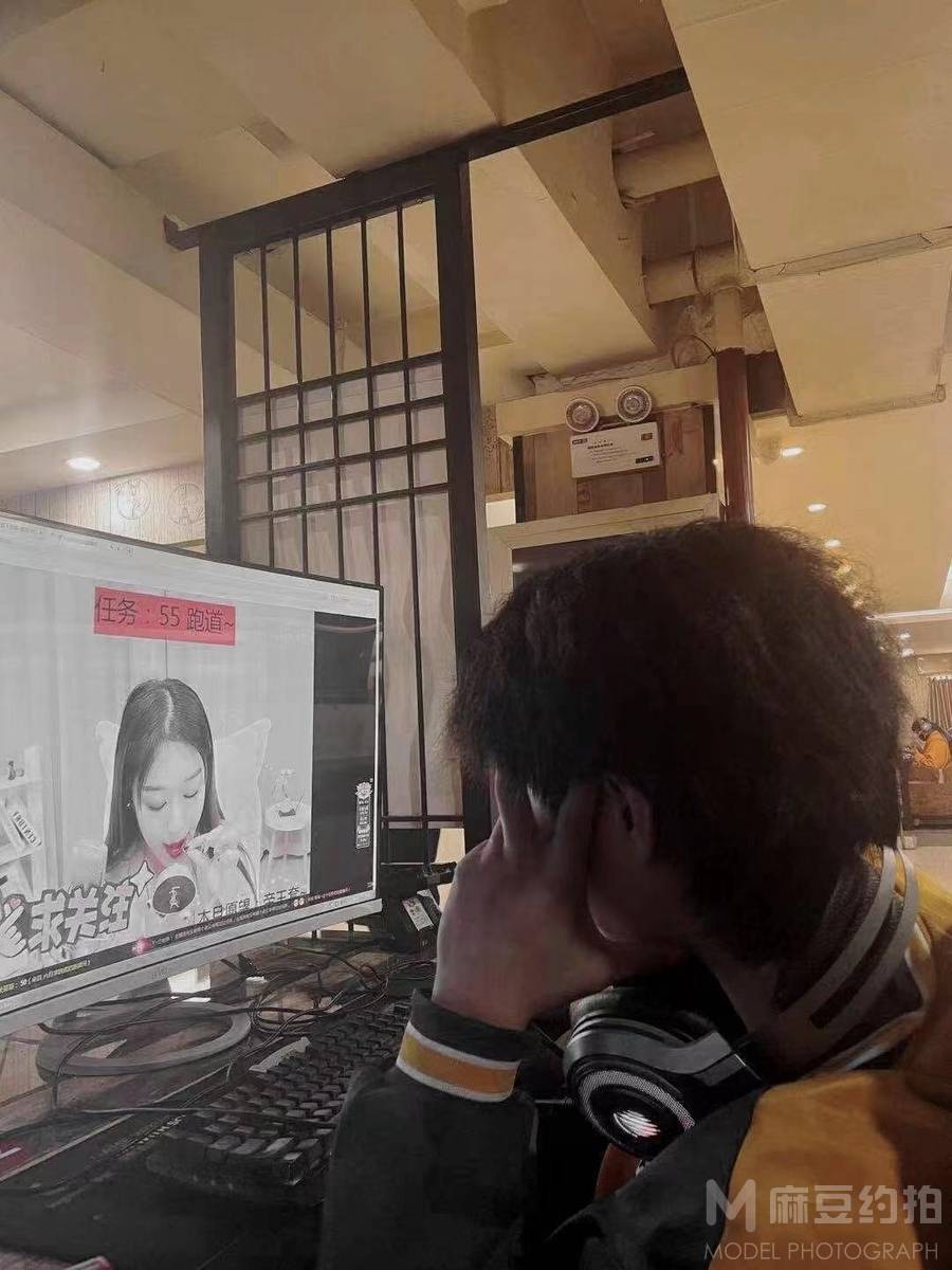 清新模特