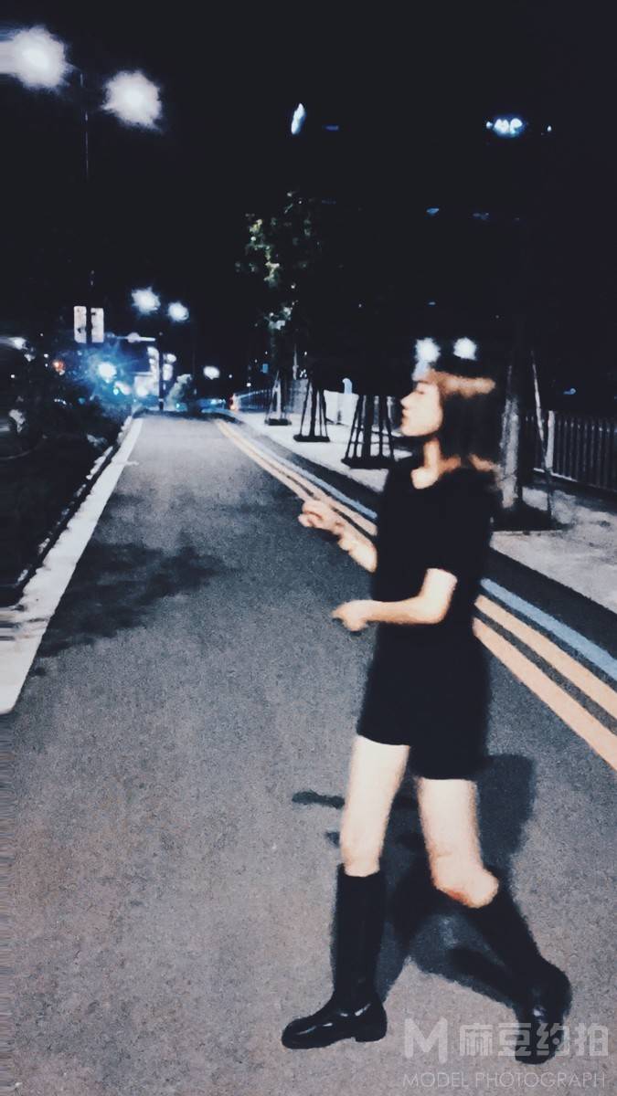 夜景模特