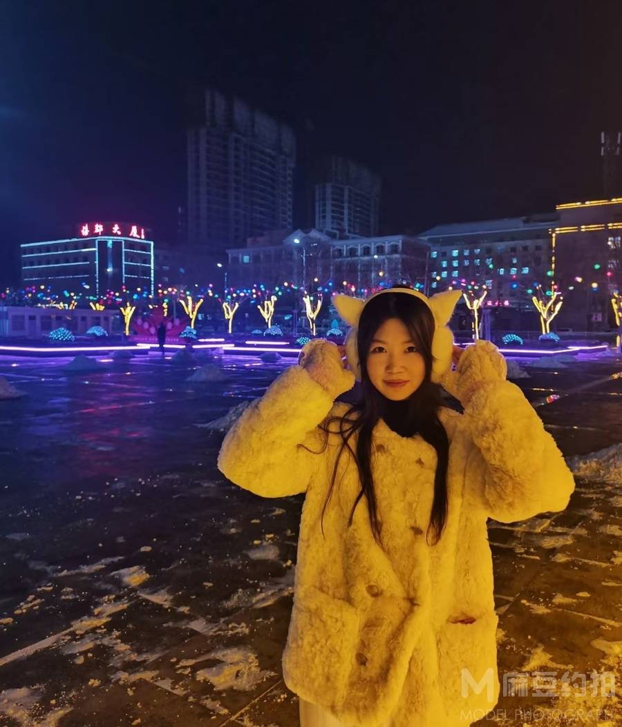 校园模特