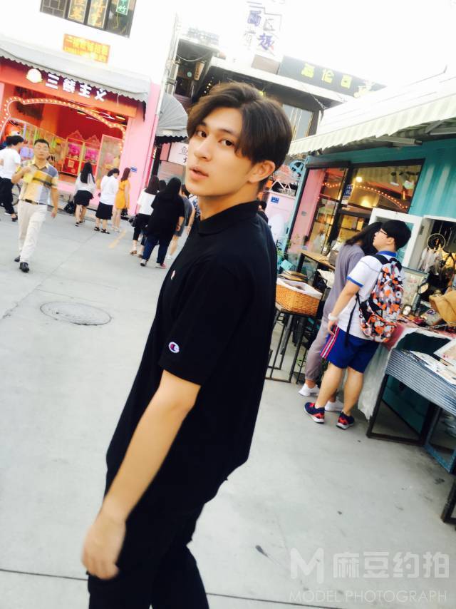 暗黑模特