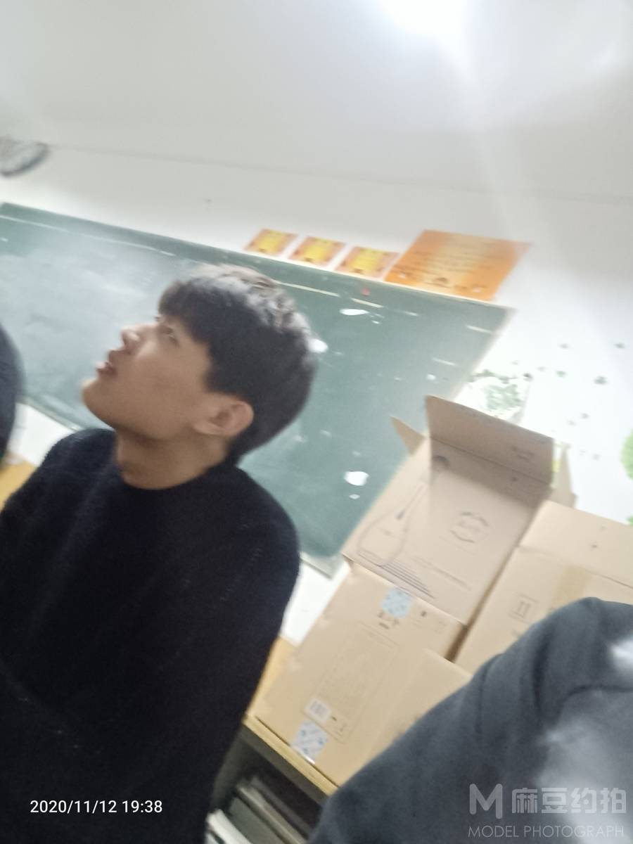 胶片模特