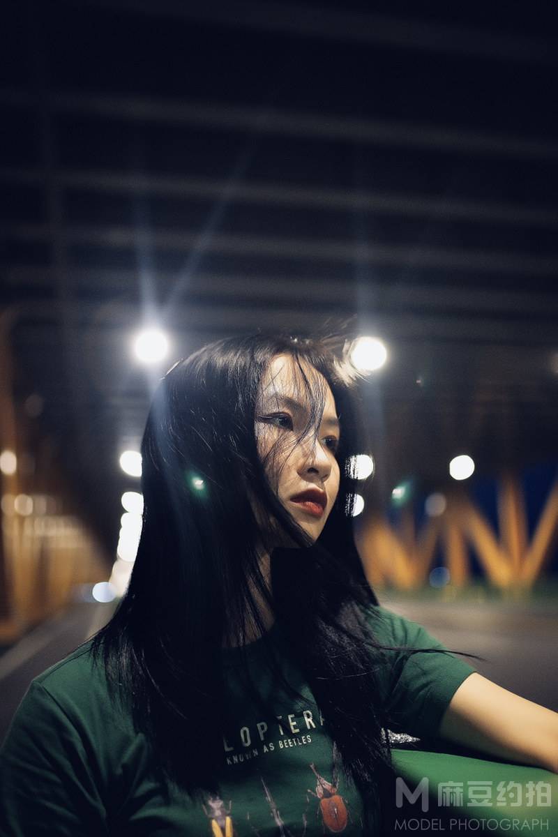 夜景模特