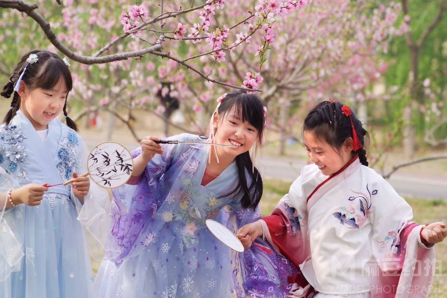 汉服模特