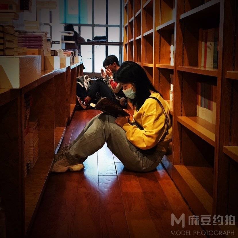 纪实模特
