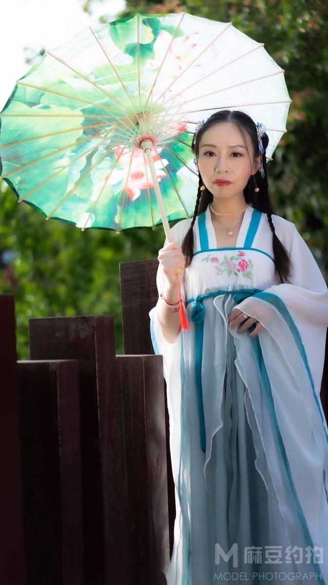 民国模特