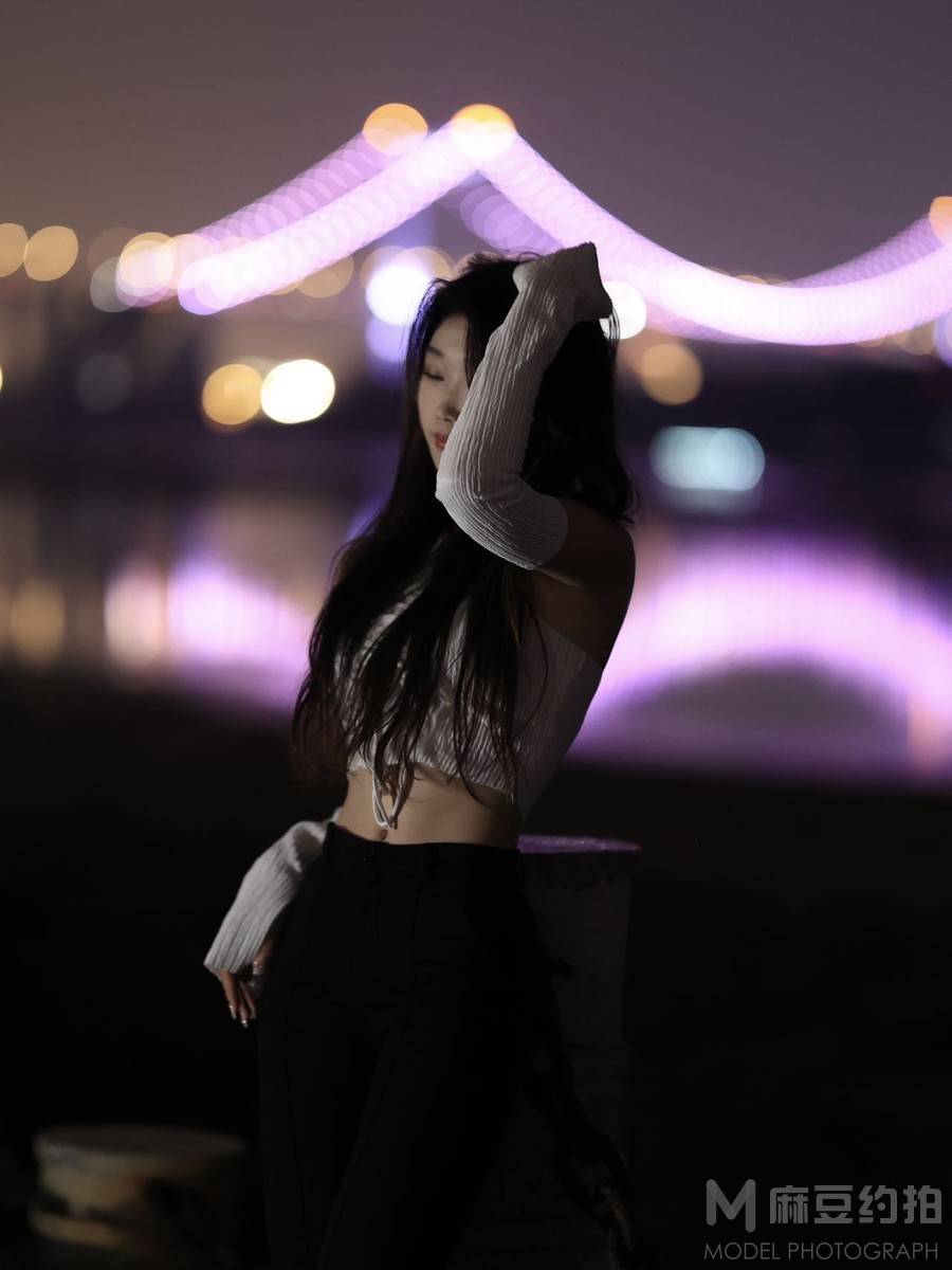 夜景模特