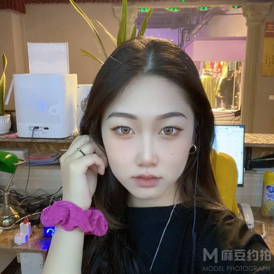 妆容模特
