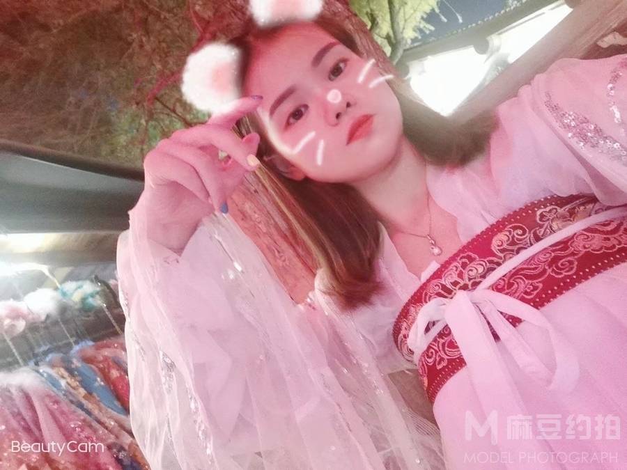 少女模特