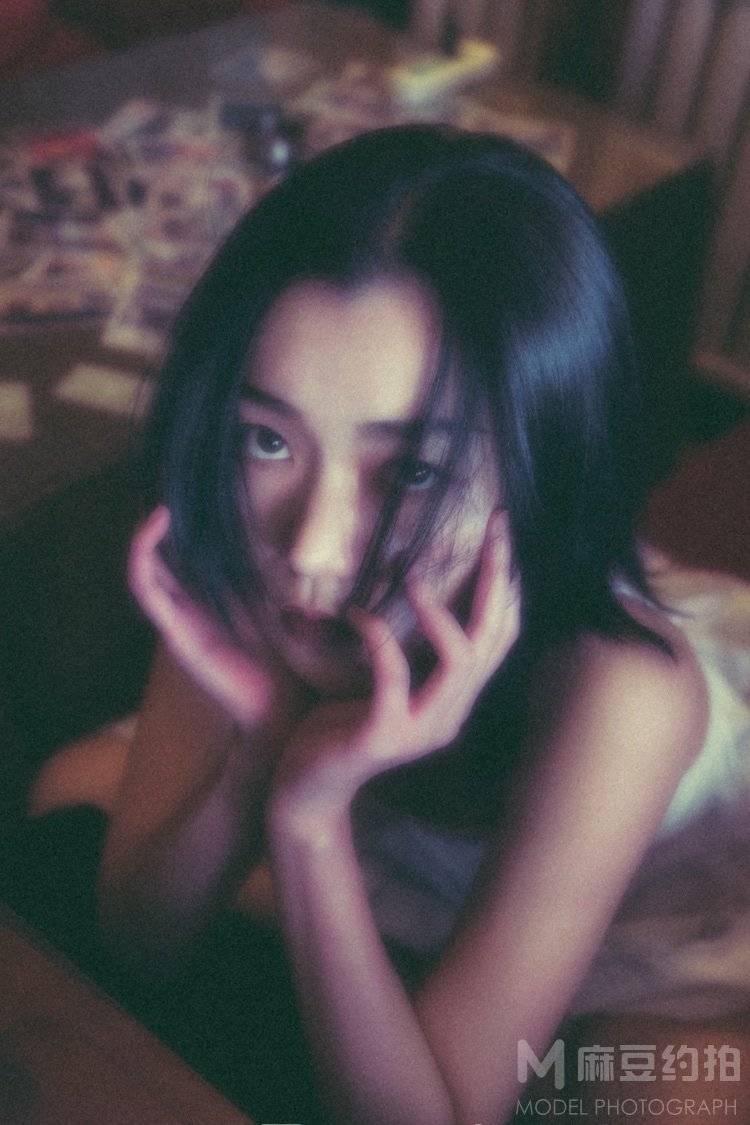 宝丽来模特