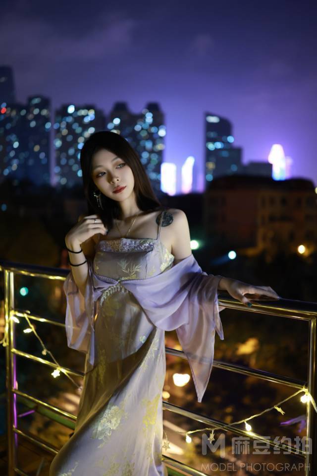 夜景模特