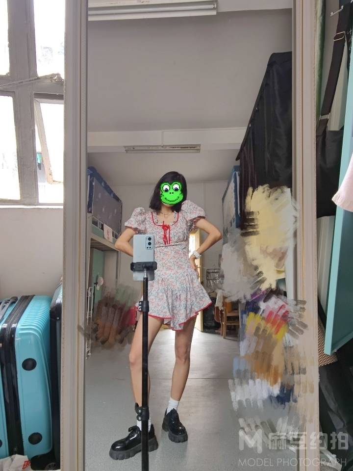 校园模特