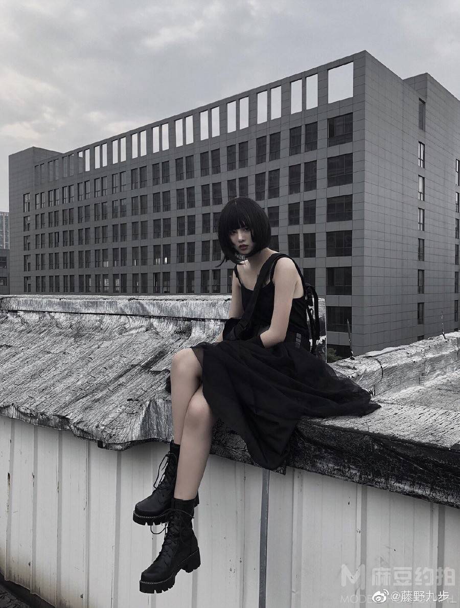 暗黑模特